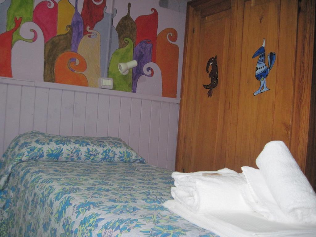 Libera Universita Di Alcatraz Guest House Morleschio Room photo